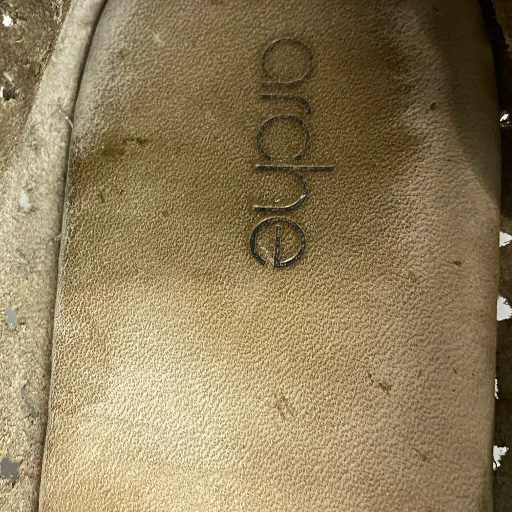 Arche Lilly Ballet Flat Beige Nubuck Size US 8 EU 39 Laser Cut Perforated Design
